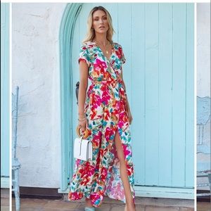 Vici maxi dress